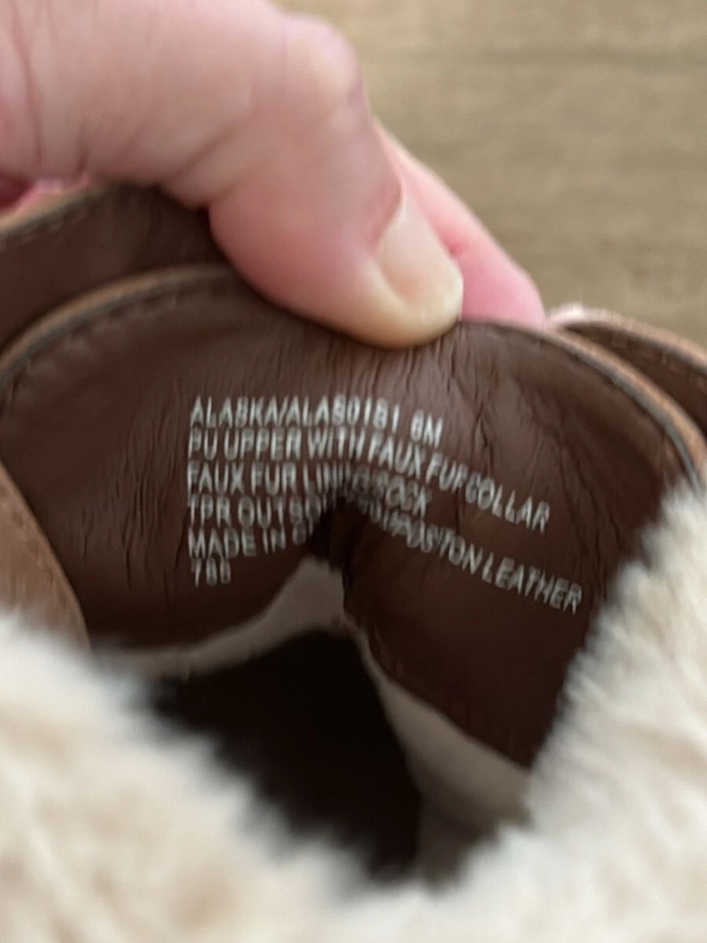 NWOT STEVE MADDEN Alaska boots size 6 brown faux fur - Picture 6 of 6